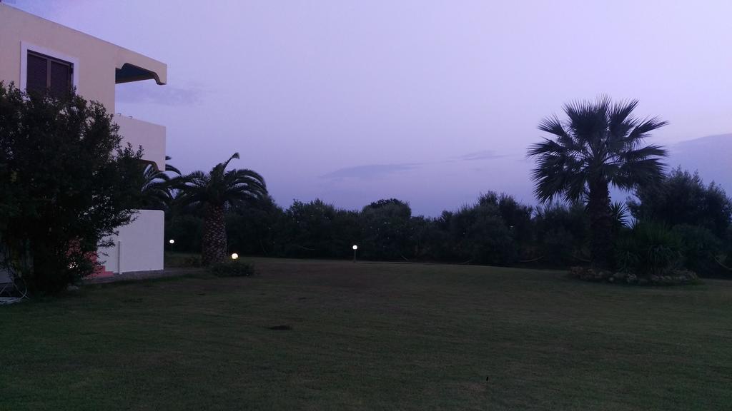 Terpsichore Apartments Kyparissia Bilik gambar