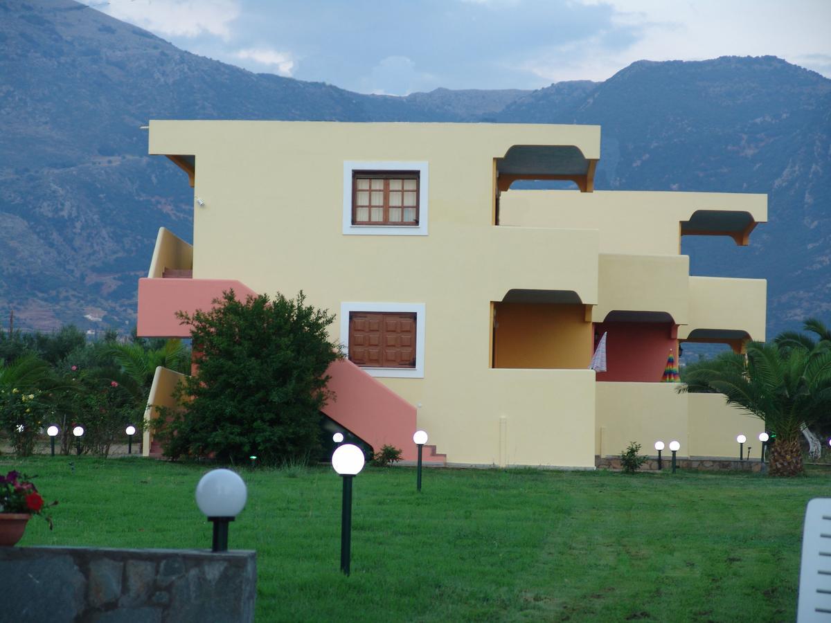 Terpsichore Apartments Kyparissia Luaran gambar