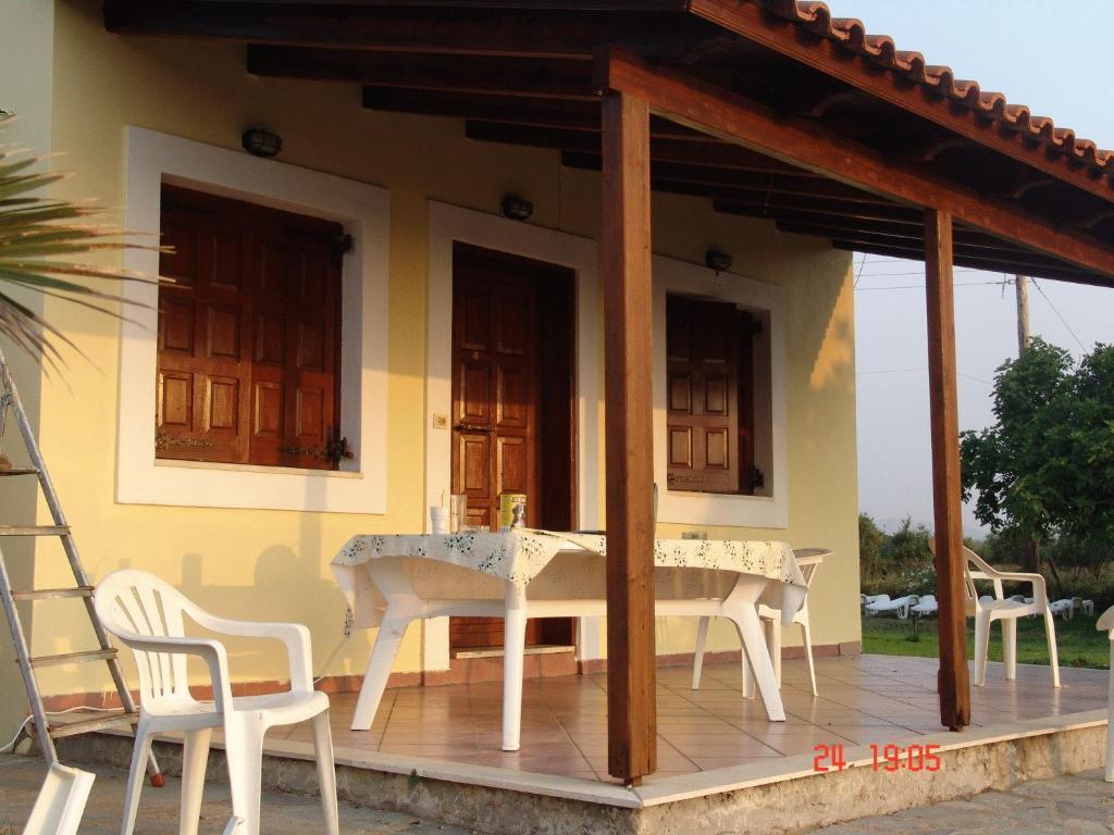 Terpsichore Apartments Kyparissia Luaran gambar